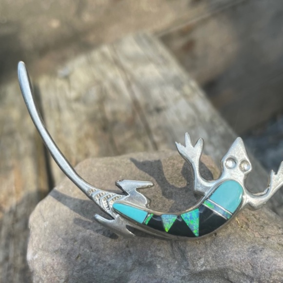 Signed Zuni Blue Fire Opal, Turquoise and Onyx Inlay Native American Liz… - Picture 4 of 10